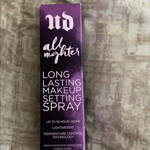 Urban decay makeup setting spray. Brand new